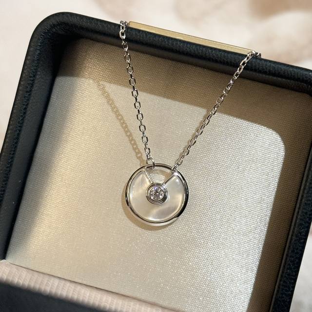 A1823 The highest version of sterling silver, Kajia UFO amulet diamond necklace,