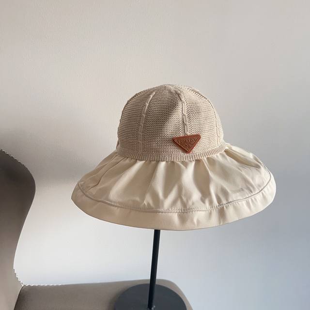 Special dust bag Prada 2025 new men's and women's large brim black vinyl bucket
