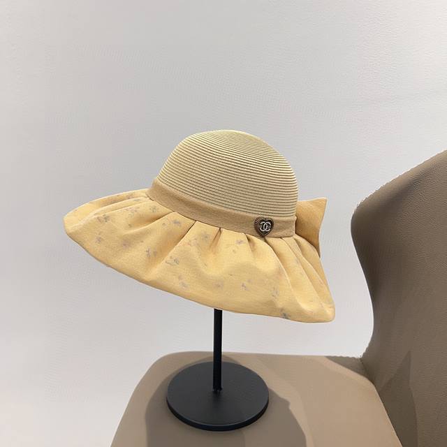 Special dust bag Chanel 2025 new national style sunshade large brim bucket hat u