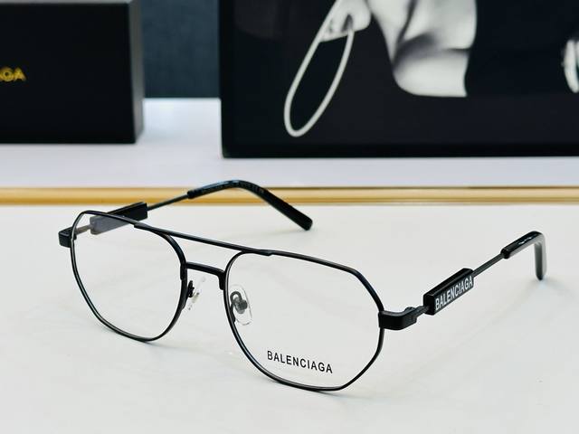 Balenciaga latest model very special design Bb01170 Size: 57 mouth 18-145 Xl hig