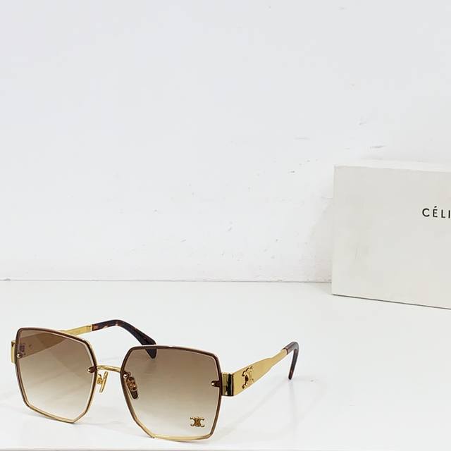 Celin* Model:Cl42118U Size:62 ports 14-145