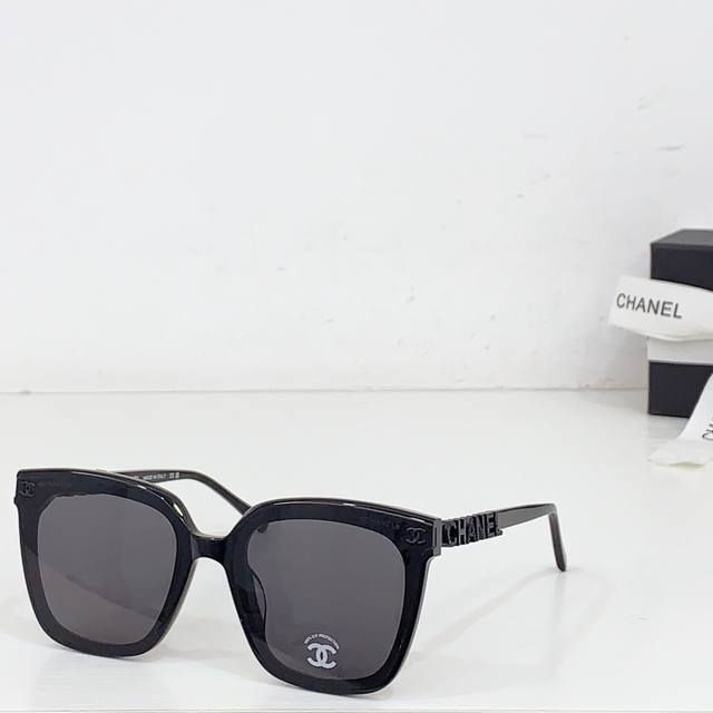 Chanel letter leg series is new Ch6806 atmosphere feeling plain big frame to cov