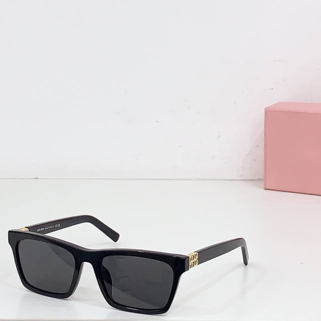 Miu Mi* Model: Omu A05Sf Size: 55 ports 19-140
