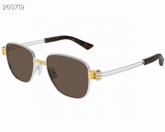 Bottega Venet*Model: Bv1380Ssize: 51 ports 18-150
