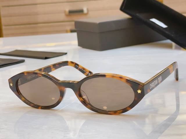 Dio* new sunglasses, Model: Diorpacific R1L, Size: 54 mouth 18-140