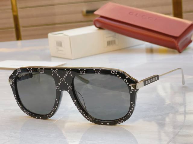 Gucc* Gucci new sunglasses, Gg1309S, Size: 57 18-145