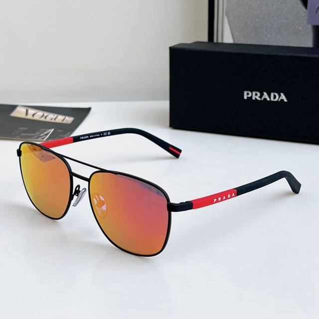 Prada Model: Sps 54Z Size: 60 ports 17-145