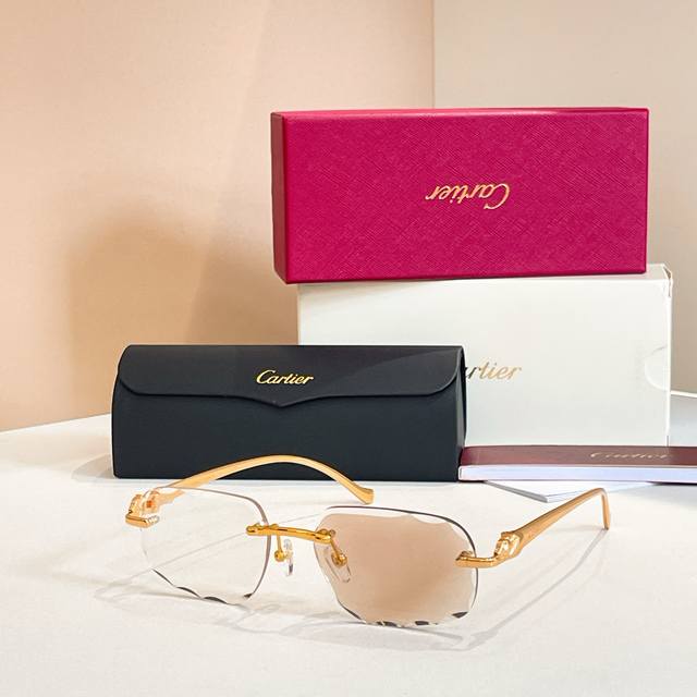 Sunglasses Photochromic Lenses Cartie*Model: Ct0697S