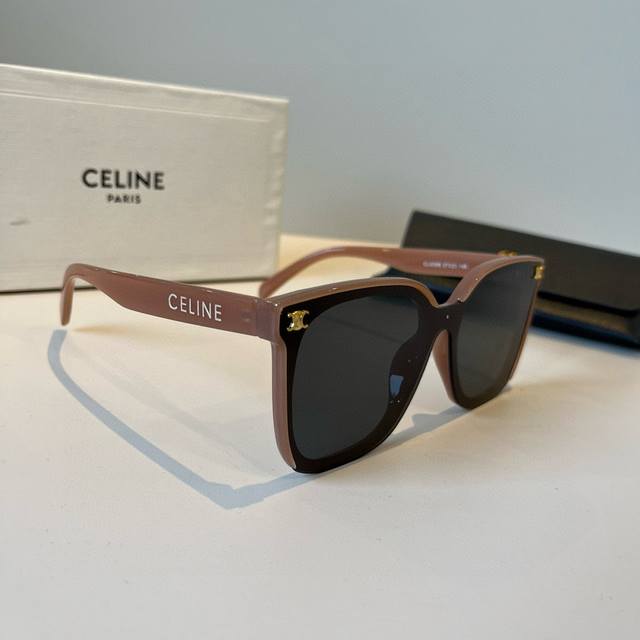 Celine's new sunglasses Every summer, sunglasses become a must-have accessory. I