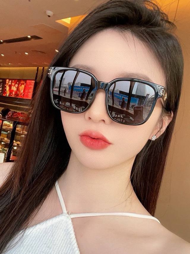 Gucci 2025 Spring New Style Square Frame Sunglasses Various Internet celebrities