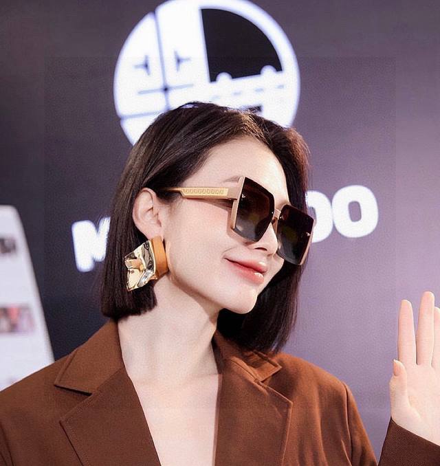 Fendi 2025 Spring New Trend Explosive Fashion Square Frame Polarized Sunglasses