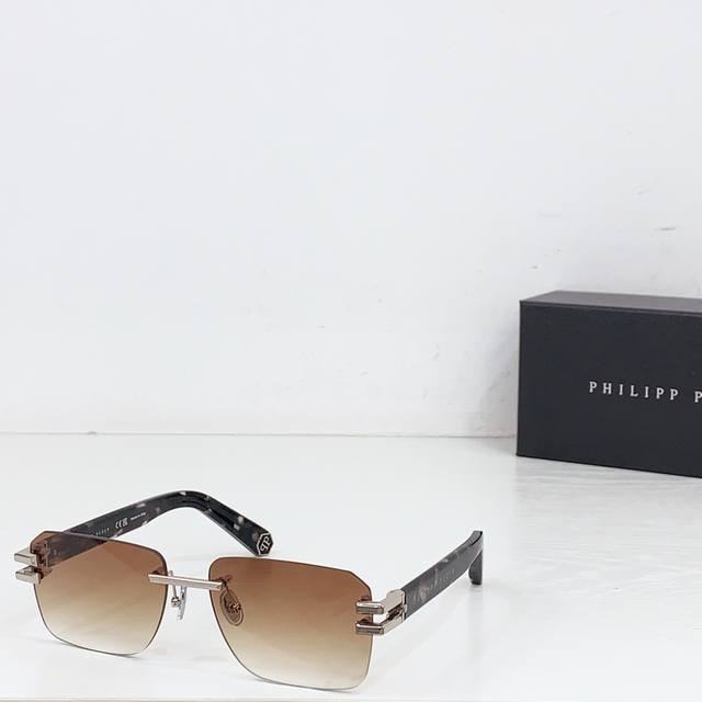 Philipp Plei* Model