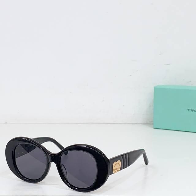 Tiffany&Co. Model: Tf5024 Size: 51 ports 18-145