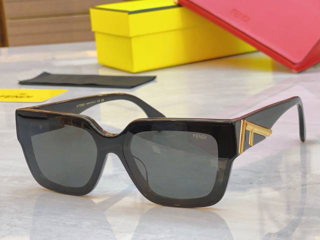 Fen* Fendi new sunglasses, Model: Fe4098, Size: 63 14-140