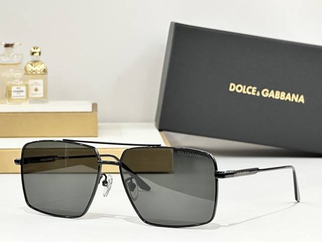 Dolce & Gabban* Model: Dg2312 Size: 61 ports 14-145