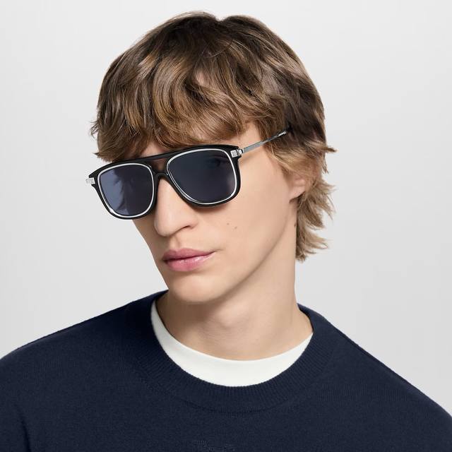 Louis Home Z2595U Size: 56 mouth 18-150 Vibrant and unique personality showing y