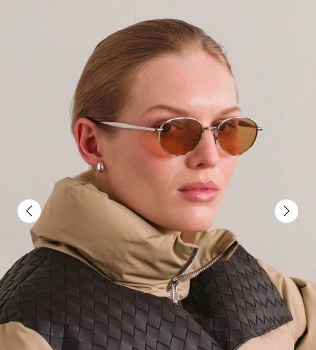 Just arrived Bottega Veneta Bv1396S Size: 53 mouth 21-145 The real thing is more