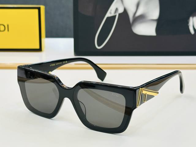 Fend* Fe4098 Size: 63 mouth 14-140 Unconventional B suitable for all face shapes