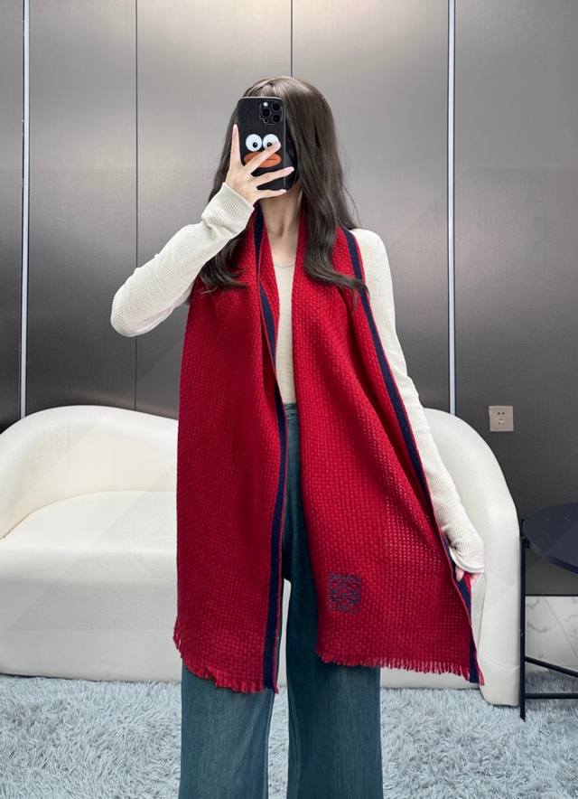 Luo Yiwei hand-woven couple scarf! Low-key high-end autumn and winter taste! ! N