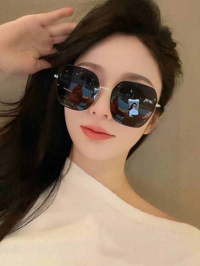 Gucci-Polarized Sunglasses 2025 New Spring Trend Hot Fashion Round Frame Polariz