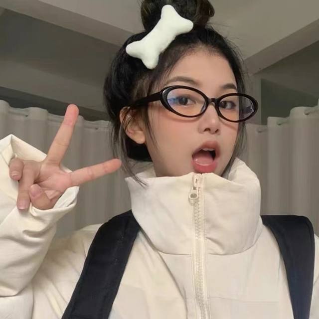 Chane* retro cat-eye oval glasses frame female Korean version fashionable atmosp