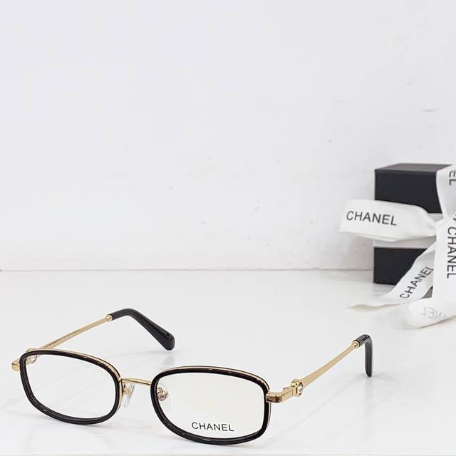 Chane* Model: 2221 Size: 51 ports 19-140