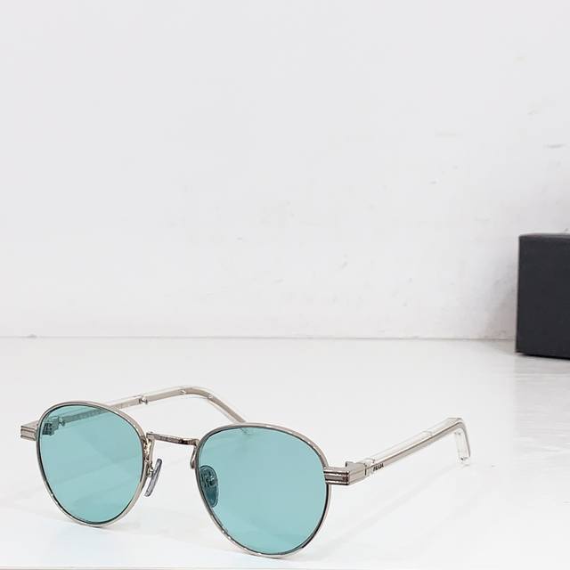Prad* Model: Pr B52S Size: 52 ports 21-145