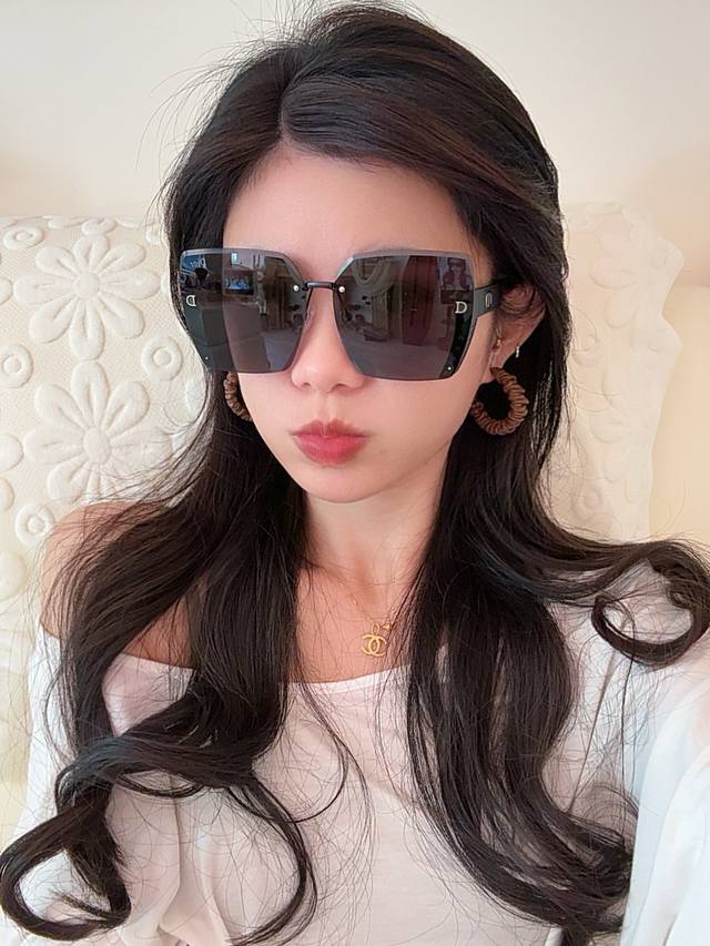 Dior-Dior 2025 Spring New Trend Hot Fashion Square Frame Sunglasses High Quality
