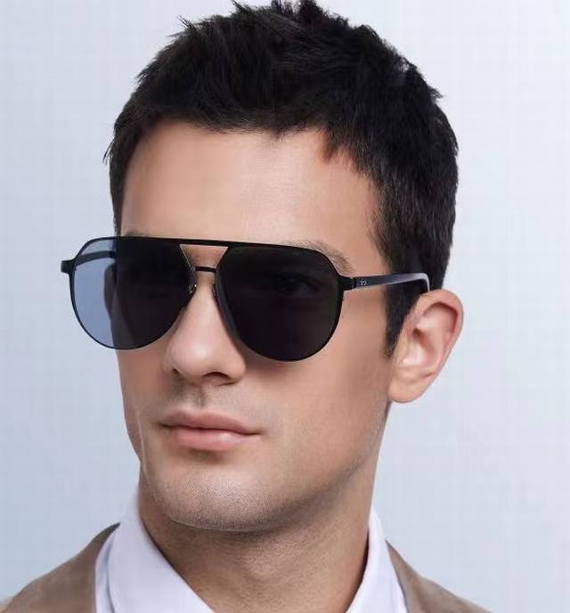 Lv men's colorful pilot polarized sunglasses Material: HD nylon thickened card s