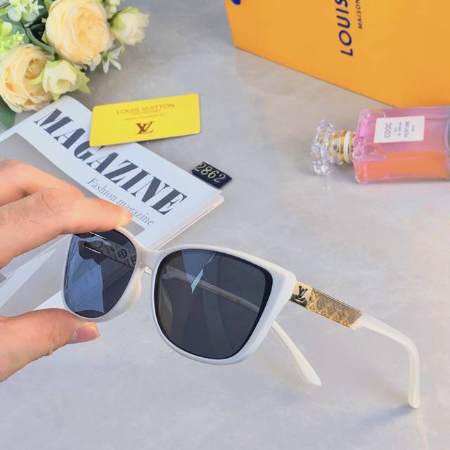 Louis Vuitto*European and American sunglasses for women, high-end fashionable gl