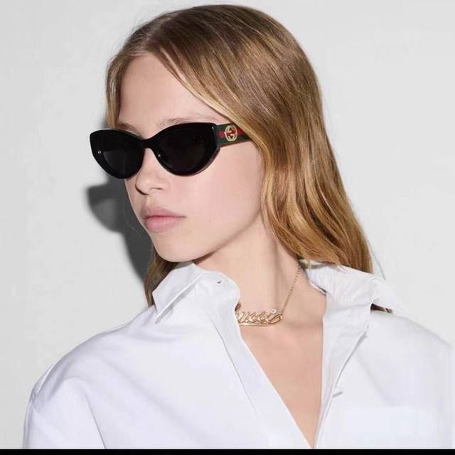 Gucc* Gucci new sunglasses, high version Model: Gg1862S, Size: 52 21-145 M