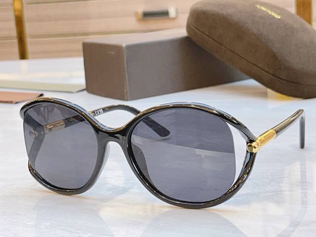 Tom For* Tom Ford new sunglasses, Model: Ft 1090, Size: 59 mouth 18-120