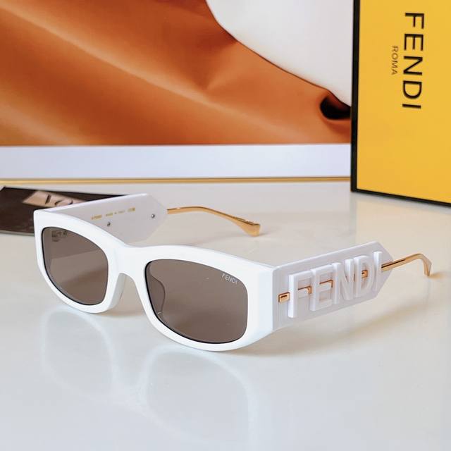 Fend* Mod: Fe 4087 Size: 55-21-145