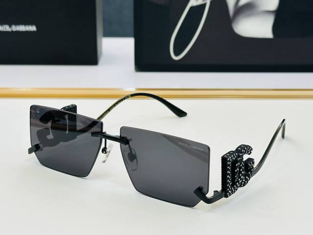 Dolce&Gabbana* Dujia Dg2304B Size: 60 mouth 14-138 Quality is very good, if you