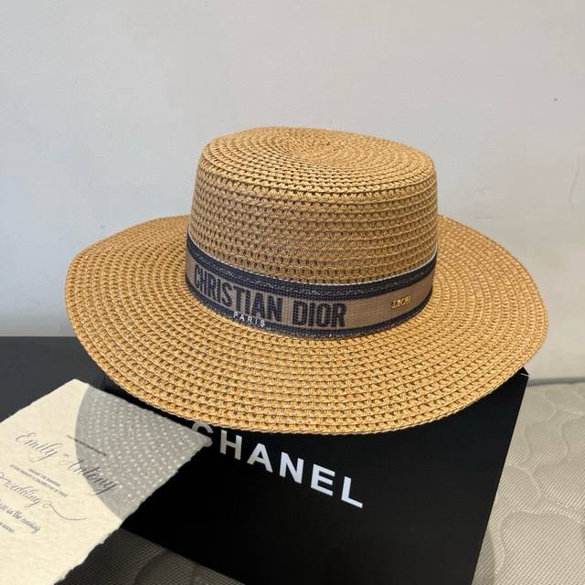 Dior new flat top straw hat head circumference 57Cm