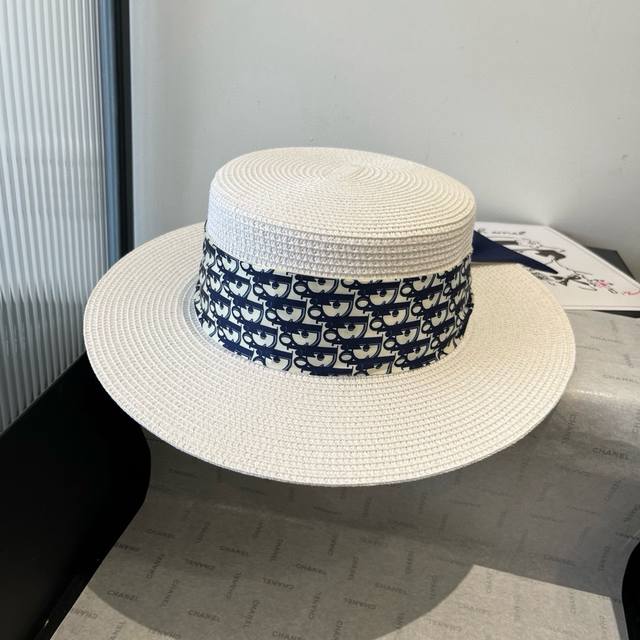 Dior new flat hat, sun hat, head circumference 57Cm