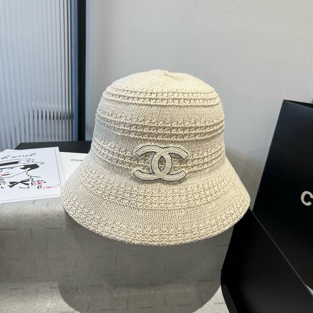 Chanel spring and summer knitted hand-grabbed hat, fisherman hat, head circumfer