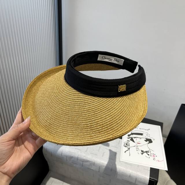 Dior classic straw top is 100% natural raffia, hand-woven