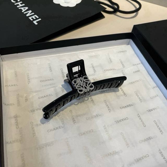 Loewe new hairpin