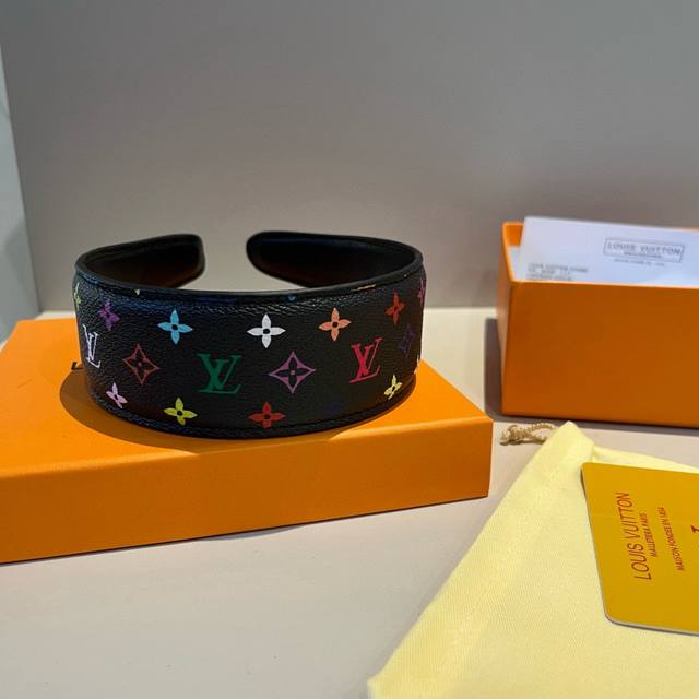 Lv Louis Vuitton new style headband