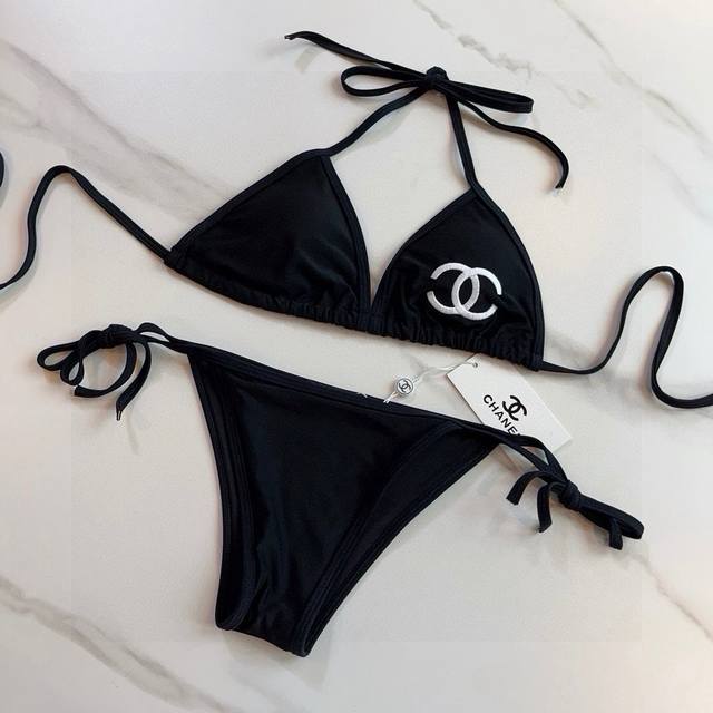 Chanel bikini , summer is coming, this swimsuit is too good, the upper body is s