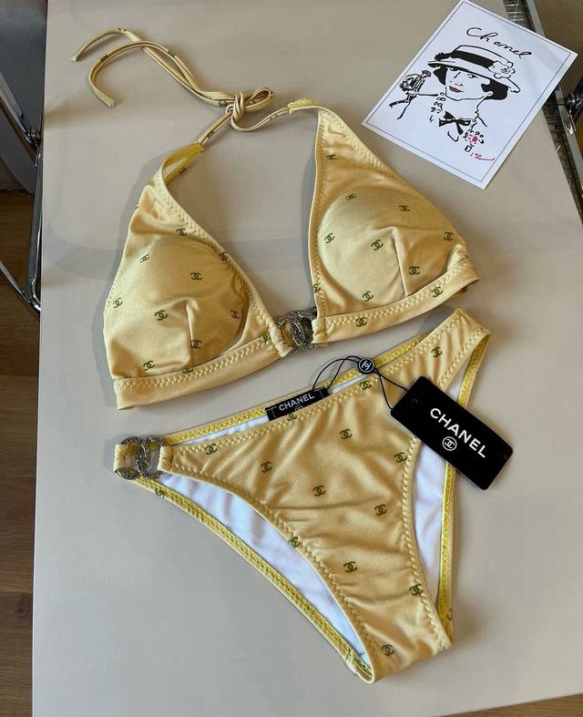 Chanel bikini swimsuit is suitable for a variety of scenarios