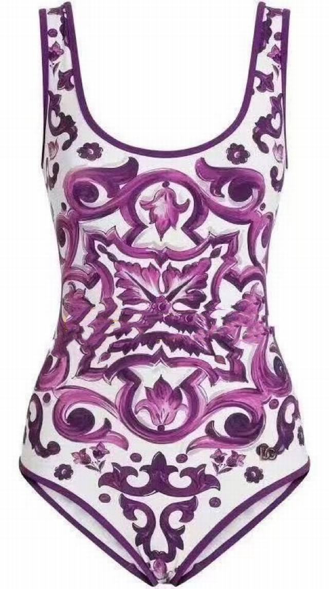 Dg New color swimsuit suitable for various scenes