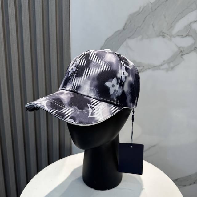 Louis Vuitton Lv baseball cap Louisvuitton new model is made of high-end and ele
