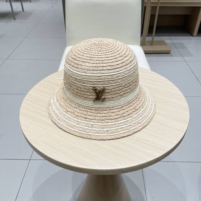 Lv Louis Vuitton high quality natural raffia retro straw hat female French tempe