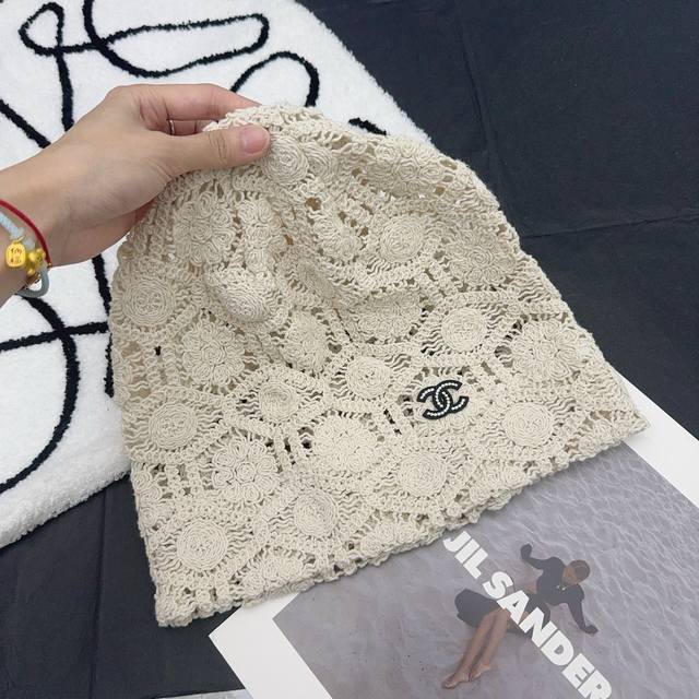 running volume Chanel ~ new hand hook hat atmosphere full, Chanel style pile hat