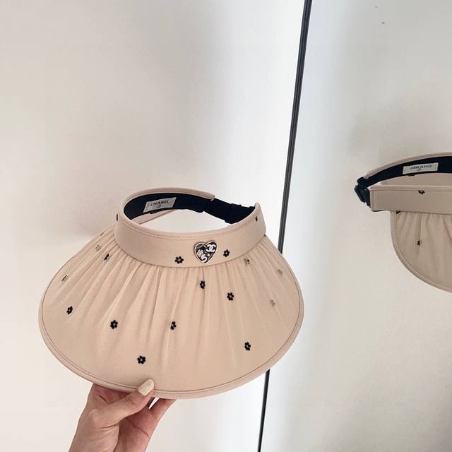 with dust bag Chanel Chanel 2025 new exclusive model small flower large brim sun