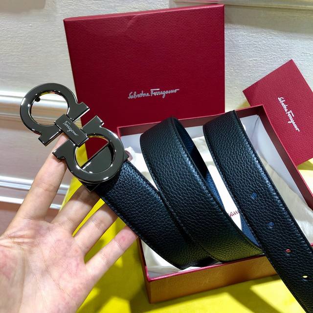 Ferragamo men's double-sided lychee leather belt The leather is super soft and m