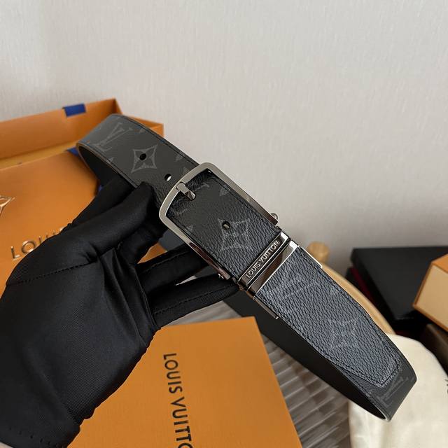 LV men's belt small single item to enhance clothing style width 3.5cm one side c