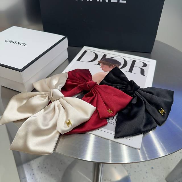 with packaging box Celine Arc de Triomphe new spring clip, simple and elegant, f